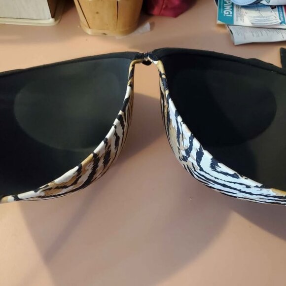 Tiger Cacique Bra 48DDD - Picture 6 of 9